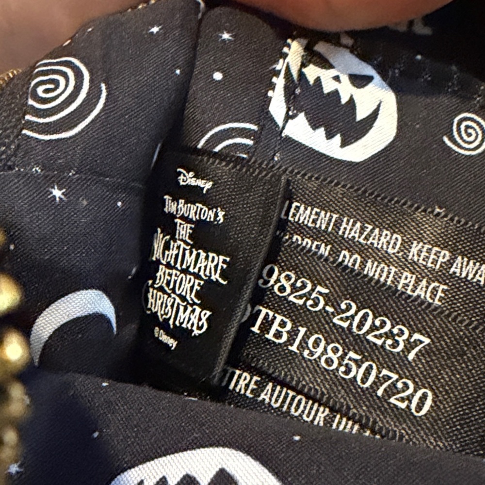 Loungefly Rare Nightmare Before Christmas Tarot Card Crossbody Purse - Picture 12 of 12